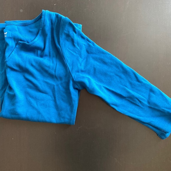 Blue shirt - Picture 2 of 2